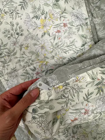 Floral Duvet Cover Set (Light Green  Cream) - Exelent Condition never used-3set(mattres-pillow-Quil