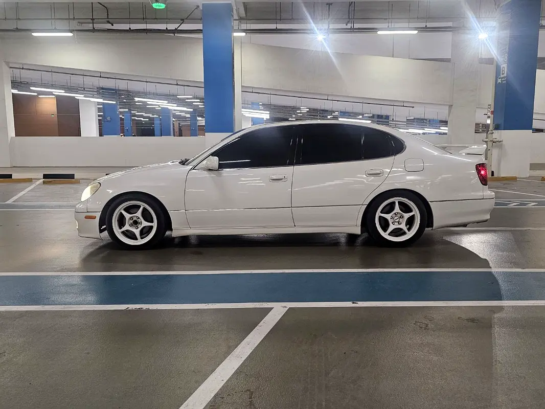 Lexus GS-Series 2003 — photo 1 of 6
