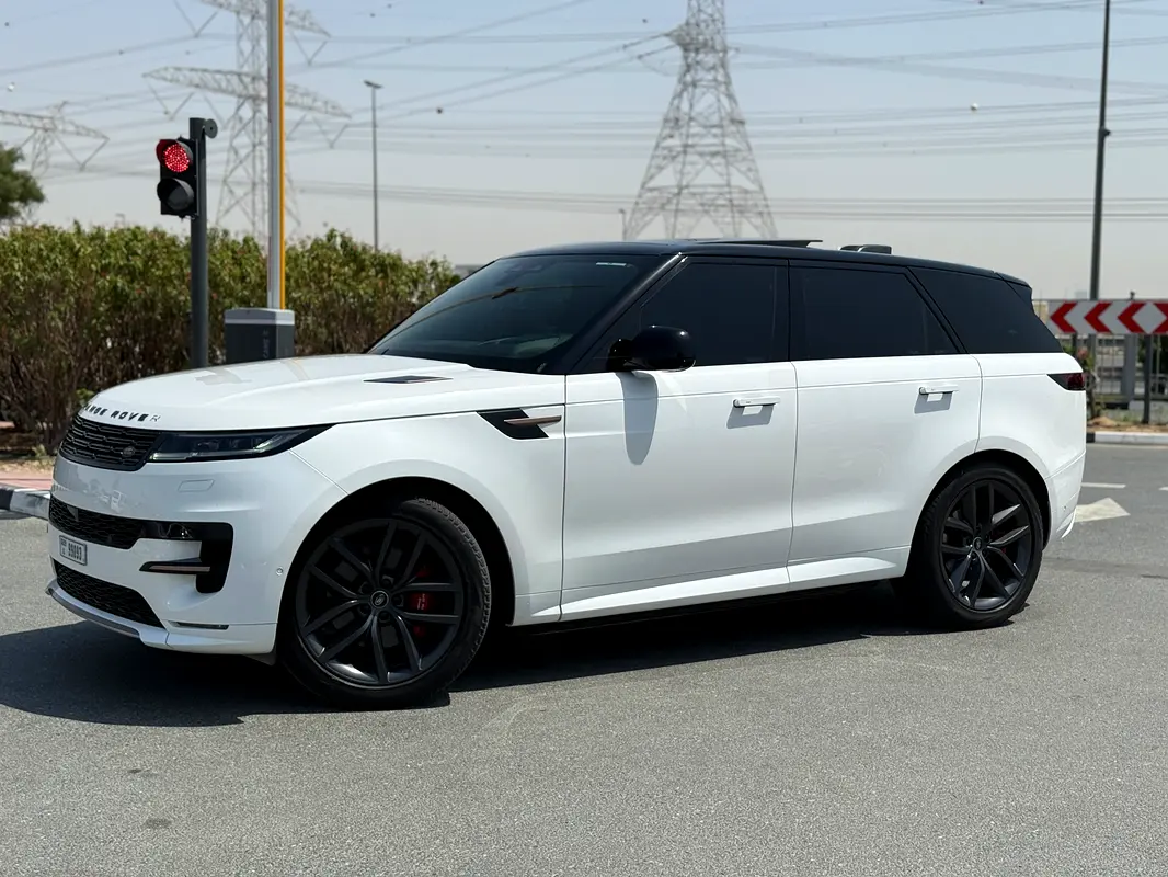 Land Rover Range Rover Sport 2024 — photo 1 of 17