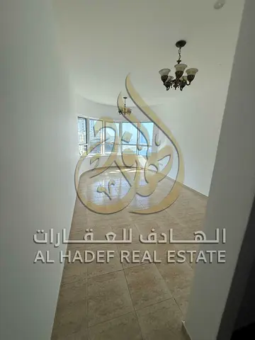سكن ملكي في قلب التعاون! 3 غرف وصالة بموقع استراتيجي – تكييف وعقد وخدمات فندقية مجاناً مع تسهيلات حتى 6 شيكات!