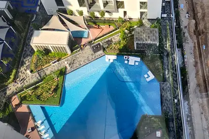 Pool View II Mid Floor II Ready To Move In