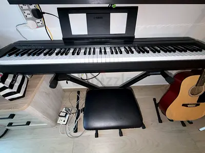 Yamaha p45B