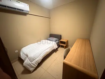 NO COMMISSION - FURNISHED PRIVATE ROOM FOR MONTHLY RENT NEAR CIRCLE MALL JVC