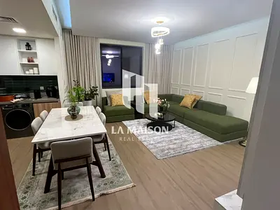 Community view | Available Now | Large layout