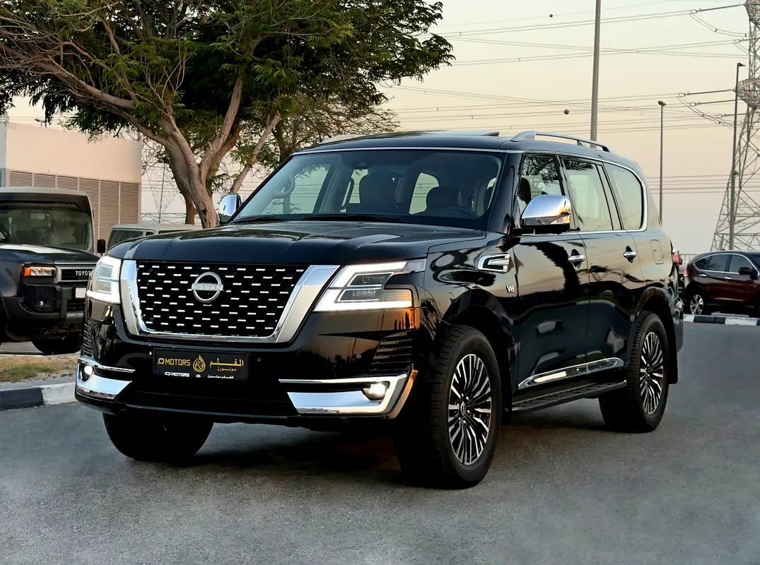 Nissan Patrol 2024 — photo 1 of 14