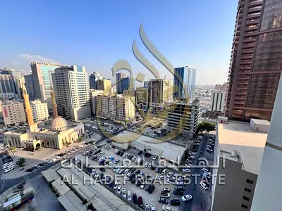 موقع حيوي قريب من جميع الخدمات والمرافق الأساسية. ▫️إطلالة مفتوحة ▫️مساحات واسعة ▫️مؤجرة بسعر ممتاز ▫️مناسبة للاستثمار ▫️تشطيب جيد وموقع مميز000000000