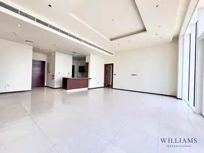BEACH ACCESS | VACANT | UNFURNISHED
