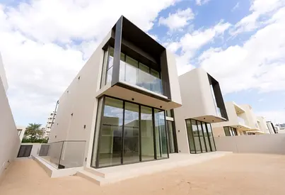Amazing Community | Spacious | Modern Layout