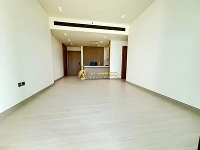 2BR Unfurnished | Big lay out | Corner Unit