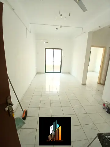 Neat and clean apartment, family building - Premium location with free parking and with Big hall
