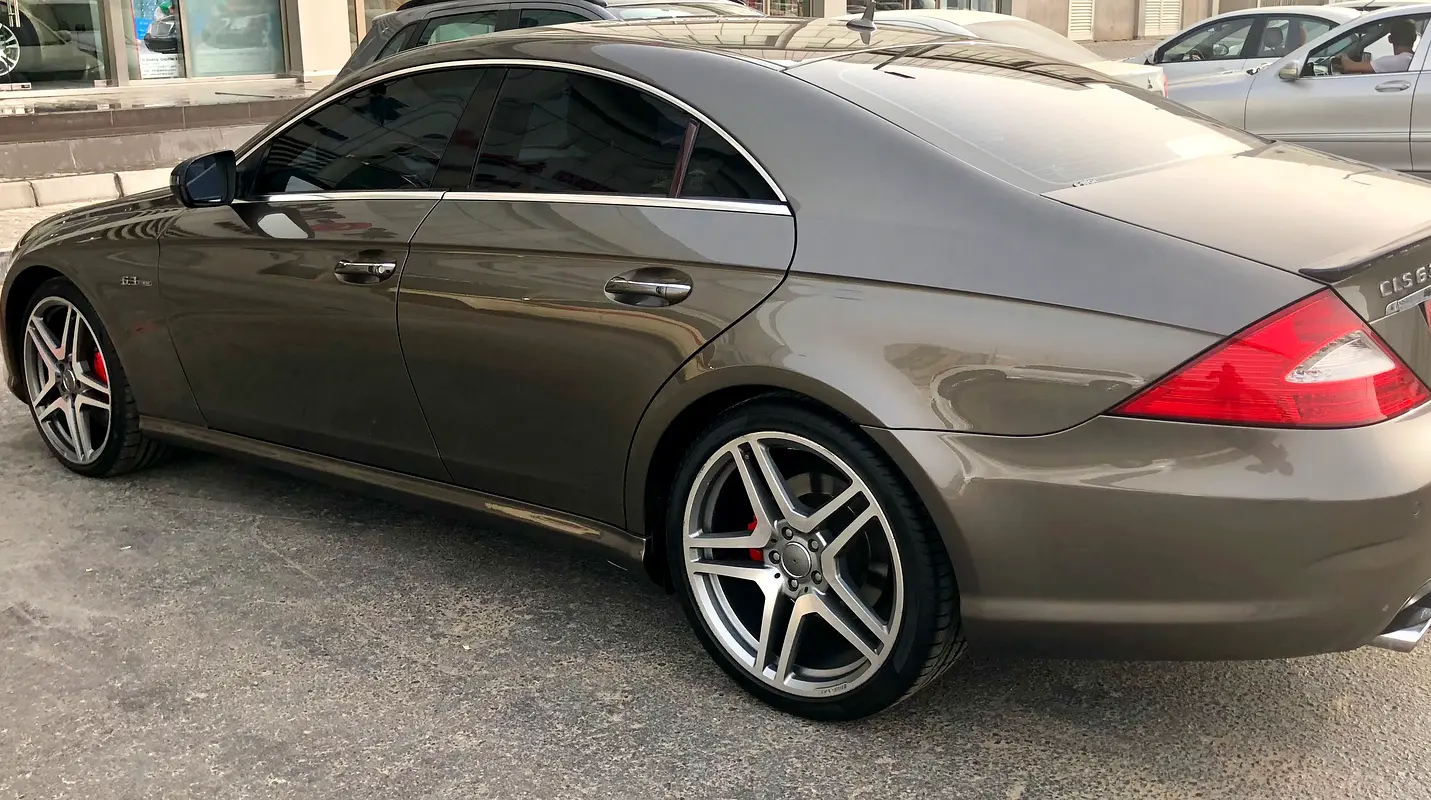 Mercedes-Benz CLS-Class 2009 — photo 1 of 8