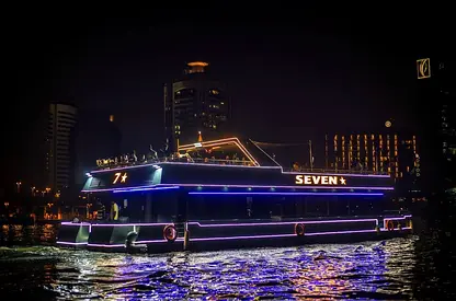 Hi we provide dinner boats and yachts leisure