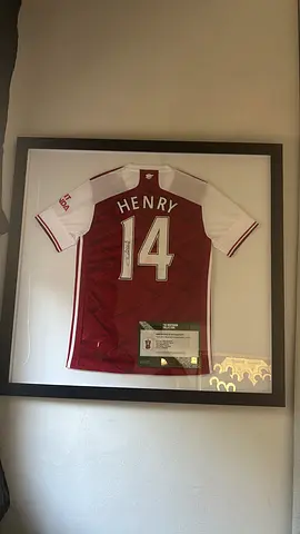 Thierry Henry Signed Arsenal Shirt Framed + COA (Boot Room Collection) PRICE NEGOTIABLE‼️