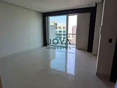 Partial Canal View - High Floor - Multi Chqs