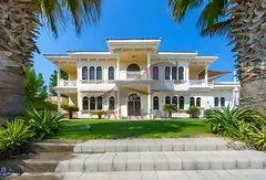 6 Bedroom Villa | Beach Front | Vacant | Best Price