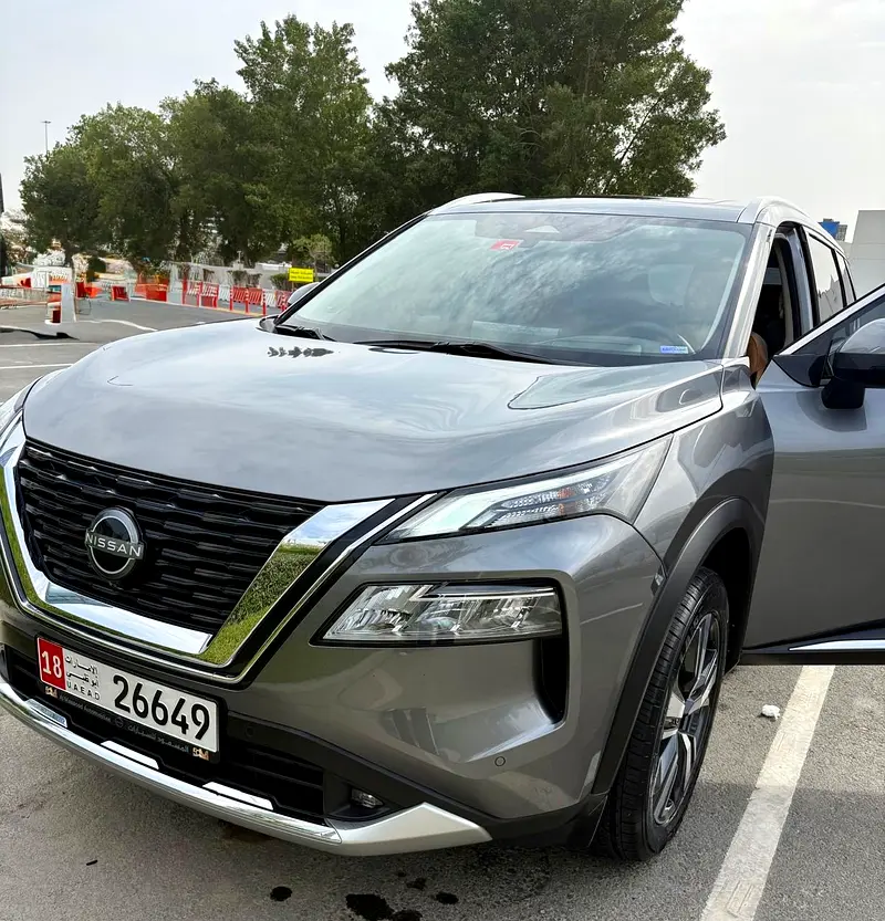 Nissan X-Trail 2023 — photo 1 of 12