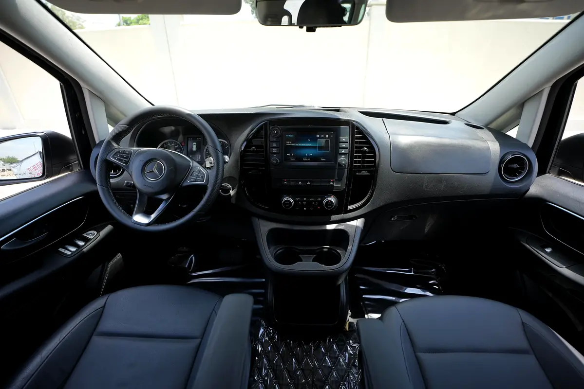 Mercedes-Benz V-Class 2023
