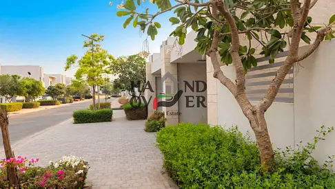 4BEDROOM SEMI-DETACHED VILLA/LILLAC/AL ZAHIA