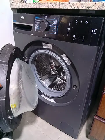 Beko 9kg Front Load Washing Machine – Dark Grey – Excellent Condition