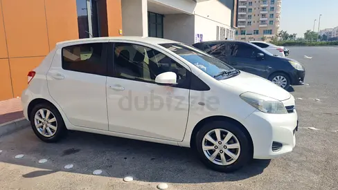 2014 YARIS H/B TOYOTA SERVICE HISTORY AL FUTTAIM ONE OWNER MADE IN JAPAN LAST MODEL NEW TYRES