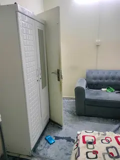 Big partion for rent for family only burjuman exit 4