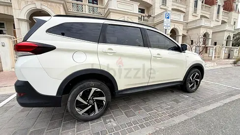 Toyota Rush EX 2023 GCC Specs - Excellent Condition