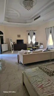 Separate entrance majlis 4000