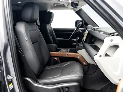 Land Rover Defender 110 SE P400, миниатюра 9