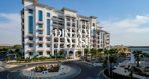 Spacious Apartment | 2 Balconies | Laundry Room