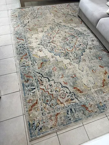 Large IKEA Vintage-Style Area Rug – Neutral Modern Medallion Design