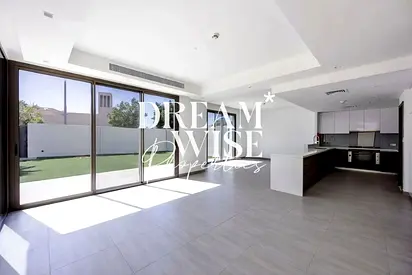 Luxurious Villa | Private Garden | Ready to move