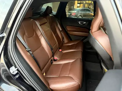 صورة 13 لـ 2020 Volvo XC60