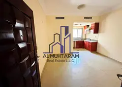 Luxurious studio with side kitchen Central ac