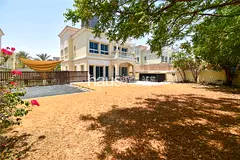 Vacant 2BR | Dist 5| Central | Area Specialist