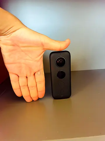 Insta360 One X2 360 Action Camera - excellent Condition, full set