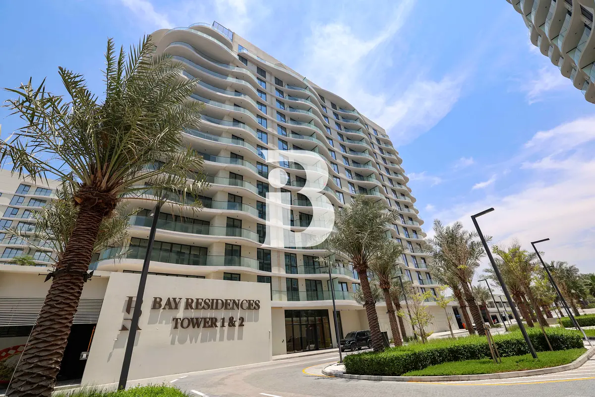1 Bedroom Brand New Unfurnished Partial Sea View