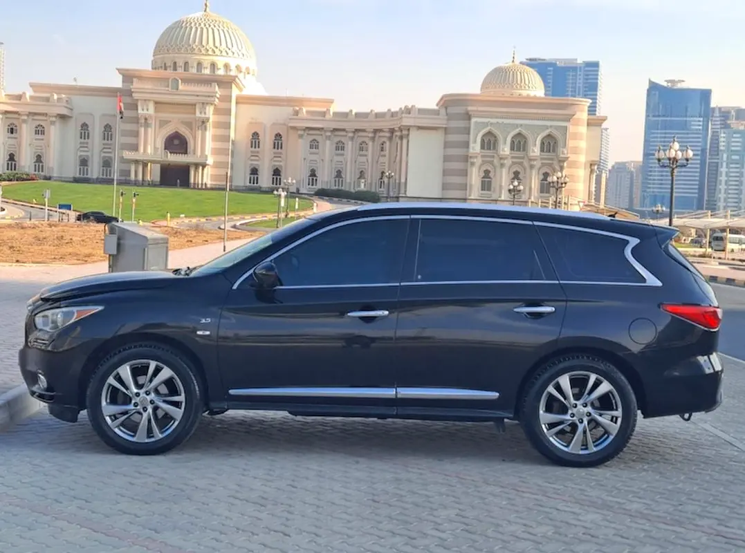Infiniti QX60 2014 — photo 1 of 16