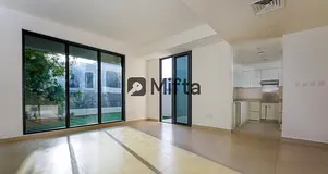 Vacant June 20 | 3 BR 4 BATH | 2.5% Commission