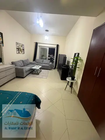 متوفر الان ستوديو ببلكون مطبخ منفصل للايجار الشهري في منطقه لنعيمية | عجمان أبراج الشروق  فرش نظيف ومرتب موقع حيوي قريب من جميع الخدمات جاهز للسكن