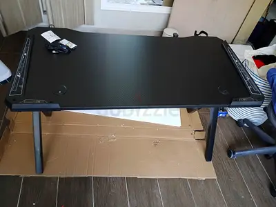 Compact Black Gaming/Study Desk with Cable Management