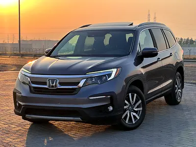 Honda pilot 2019 AWD imported full option first owner super clean car