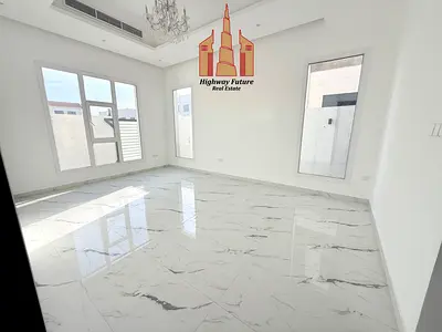 Spacious Exclusive Like A New well maintained villa 5Bhk maids store wardrobes