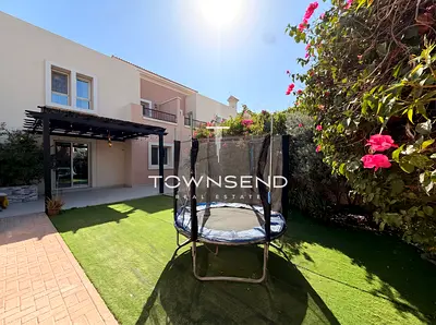 Exclusive | Opposite Park | 3M | Vacant