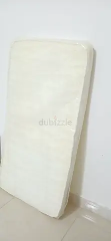 Baby crib mattress - clean, lightly used