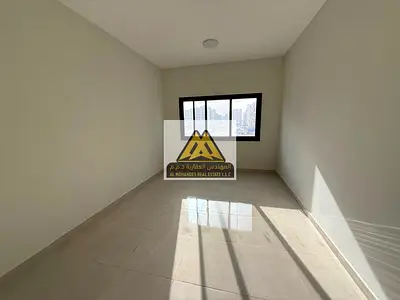 شقة غرفة وصالة بموقع مميز في الجرف 3 عجمان قريبة من دبي والخدمات مع تكييف مركزي وصيانة على المالك