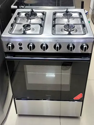 Stainless Steel 4-Burner Gas Cooker with- Good Condition