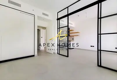 Stylish I Vacant Soon I Area Specialist