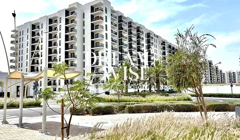 Fully Furnished | Elegant 3BR+M | Ideal Location