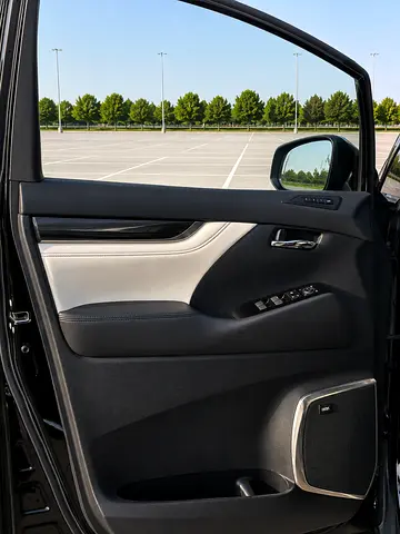 صورة 12 لـ 2021 Lexus LM-SERIES