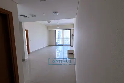 Highest Floor Unit | Flexible Terms | Stunning Night Views | Chiller Free